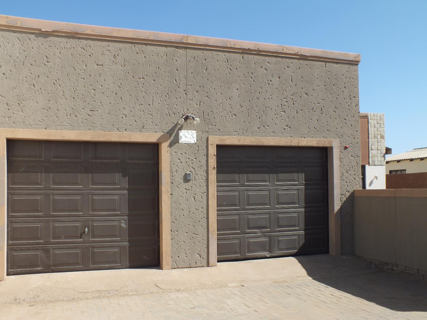 4 Bedroom House for Sale - Erongo