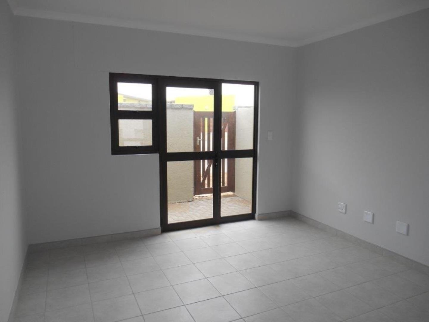 2 Bedroom Flat for Sale - Erongo